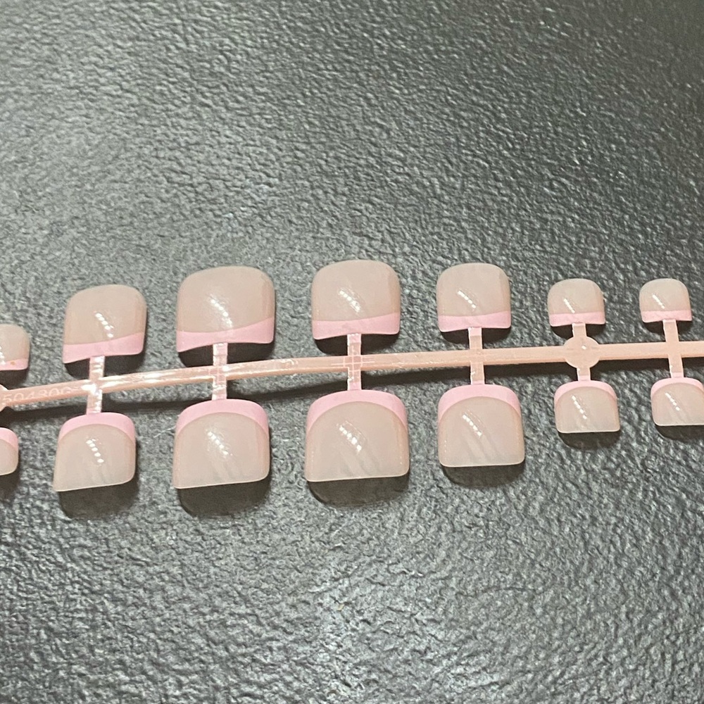Pink Press-On Nails - Picture 2 of 2